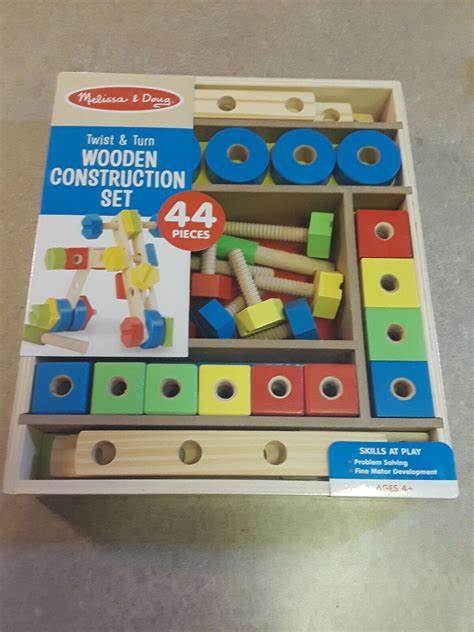 Twist and Turn Wooden Construction Set Melissa and Doug